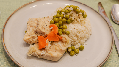 Pollo arvejado con arroz (450 g)