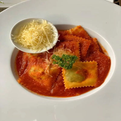 ravioli mechada pomodoro